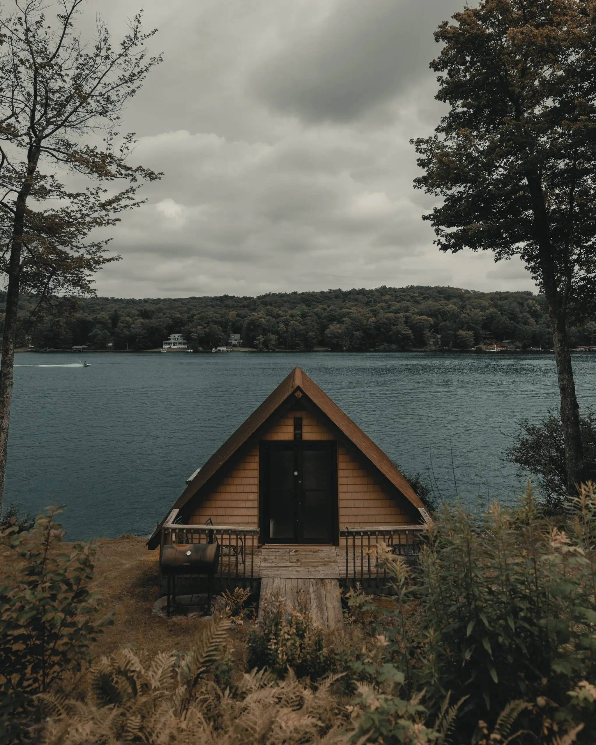 clay banks V v DBDtFIc unsplash scaled
