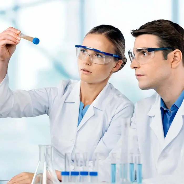 medical doctors doing testing
