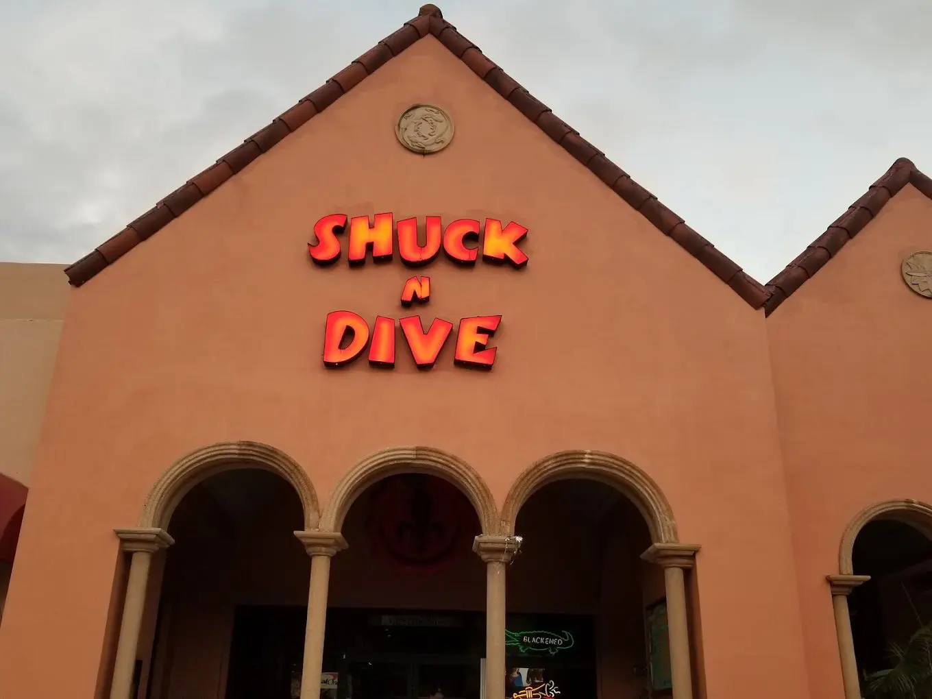 shuck dive 1