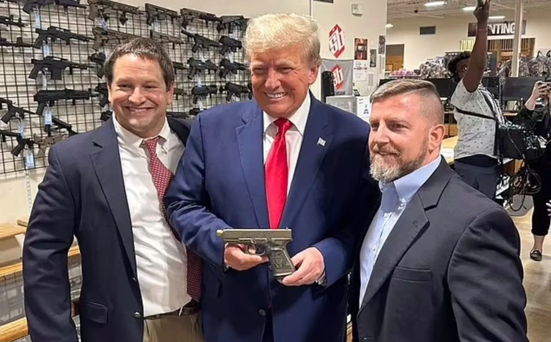 Donald Trump Shows Handgun in South Carolina