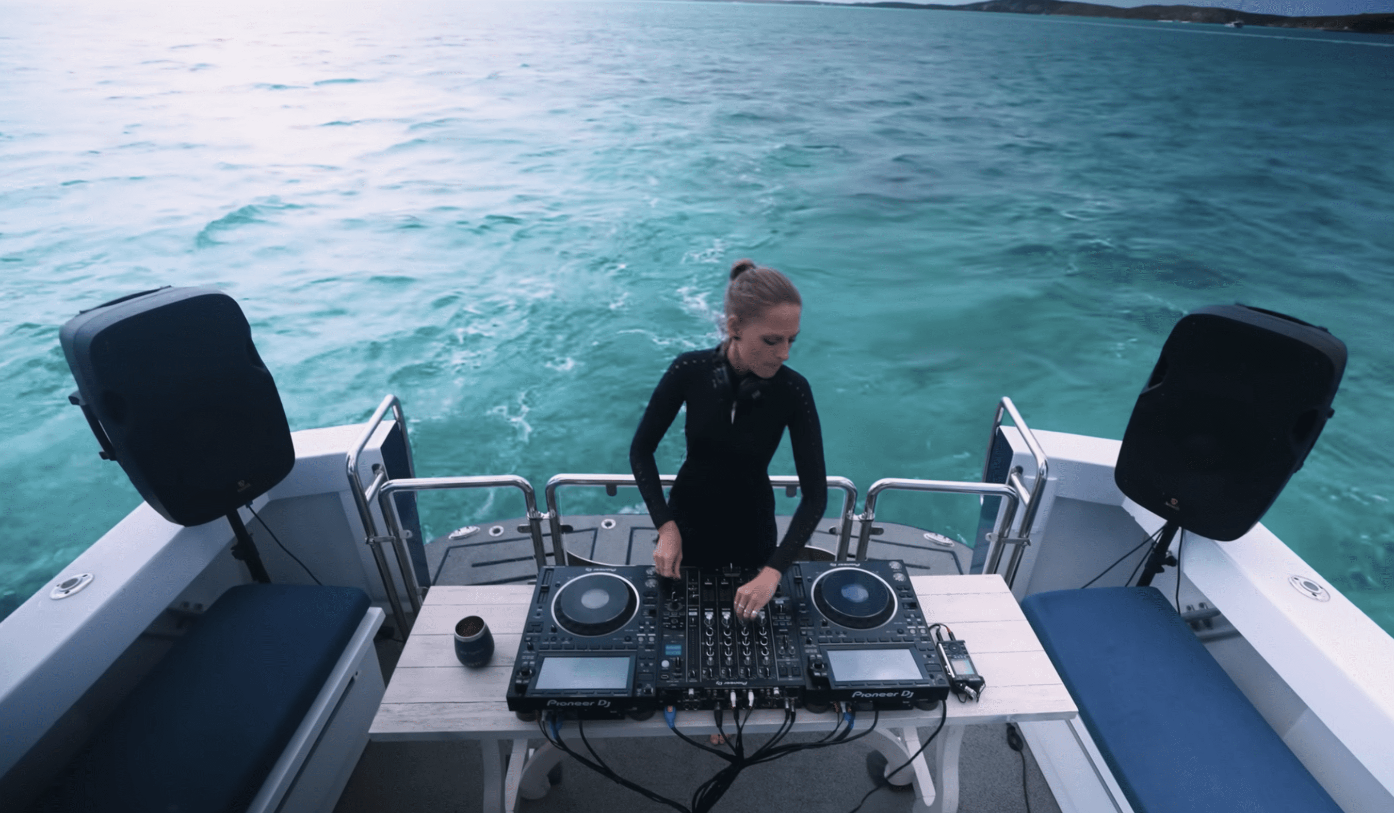 Nora En Pure - Purified 300 in Exumas, Bahamas