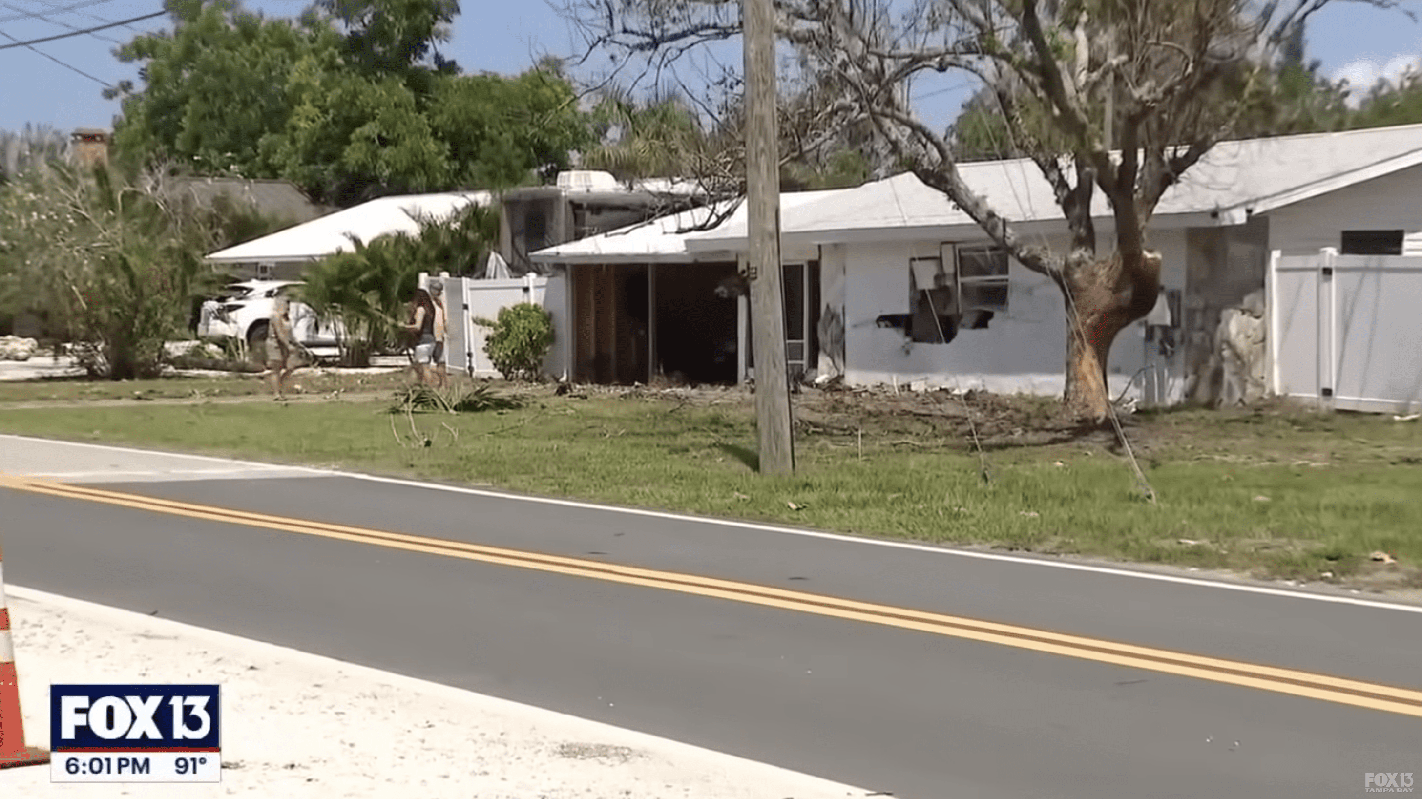 Car crashes into Florida home, leaving 4 dead