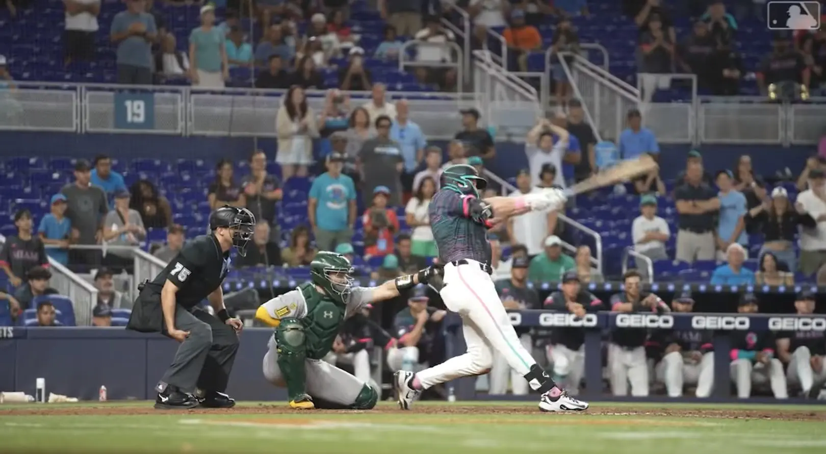 MLB Baseball
