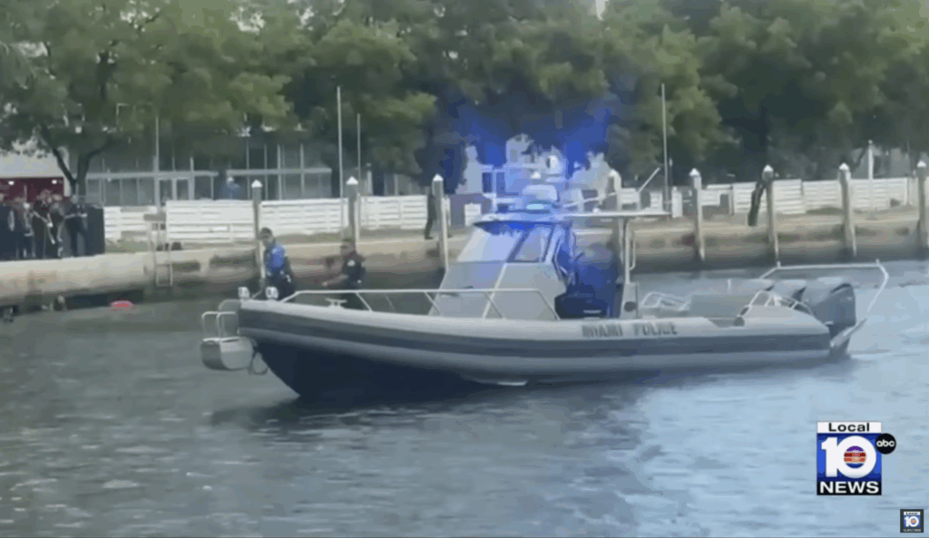 Man pushed woman in miami river