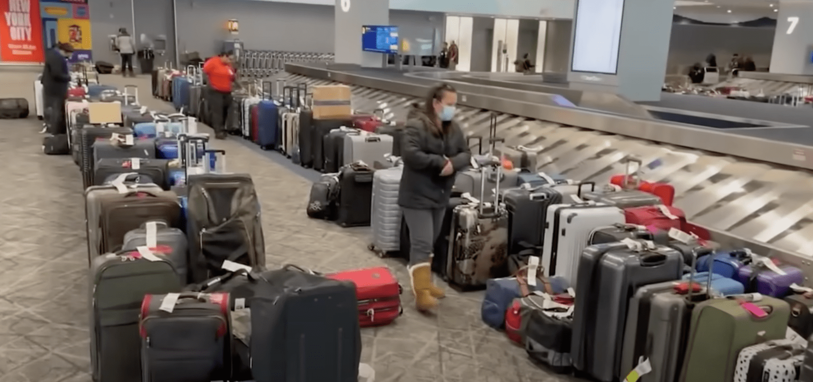 Scammers are going after disposed luggage tags