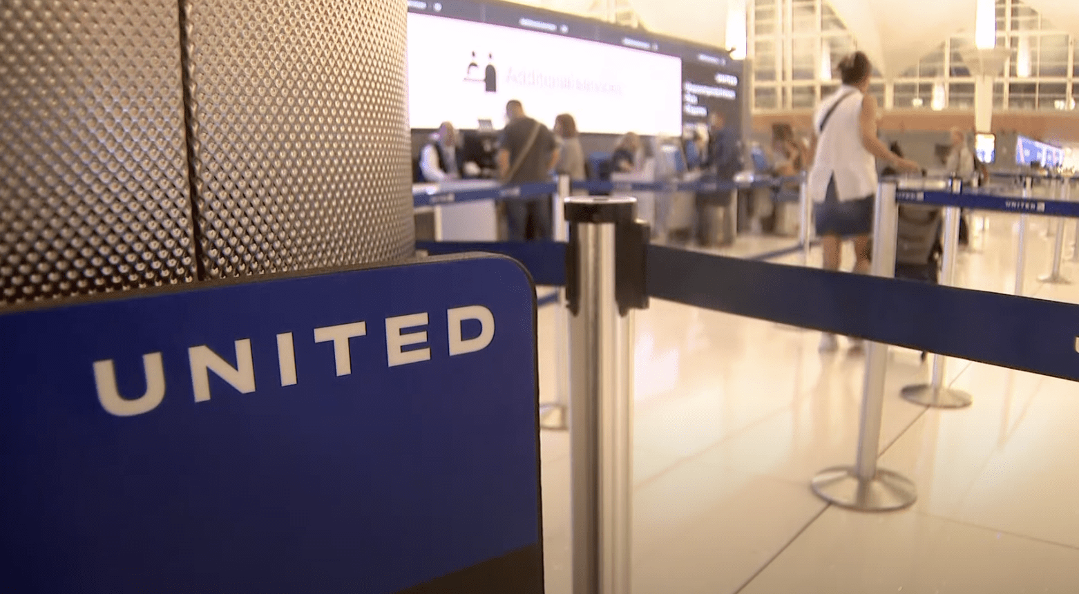 United Airlines customer service