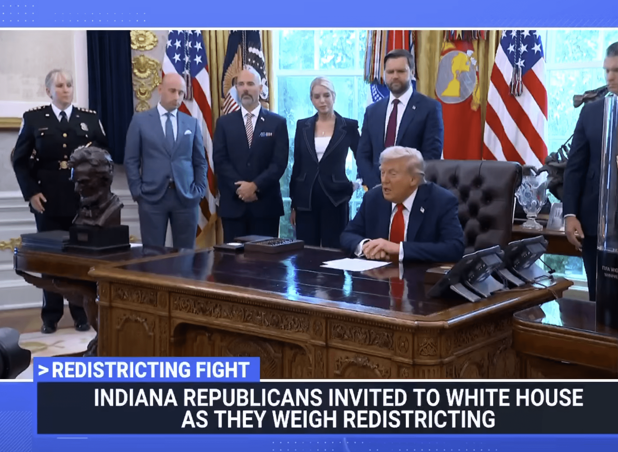 Donald Trump in Oval Office