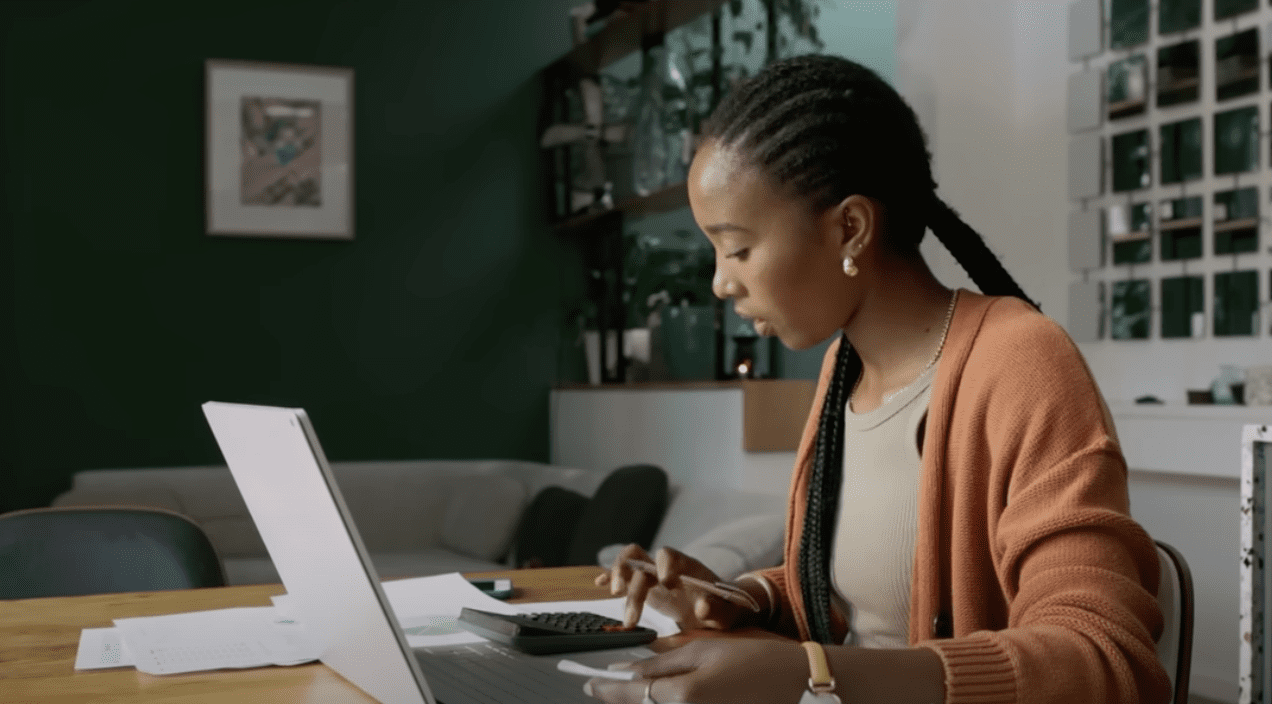 High Earners Living Paycheck To Paycheck