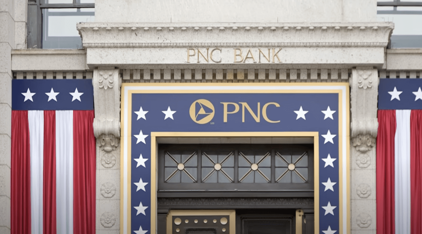 United States 4,500 Banks
