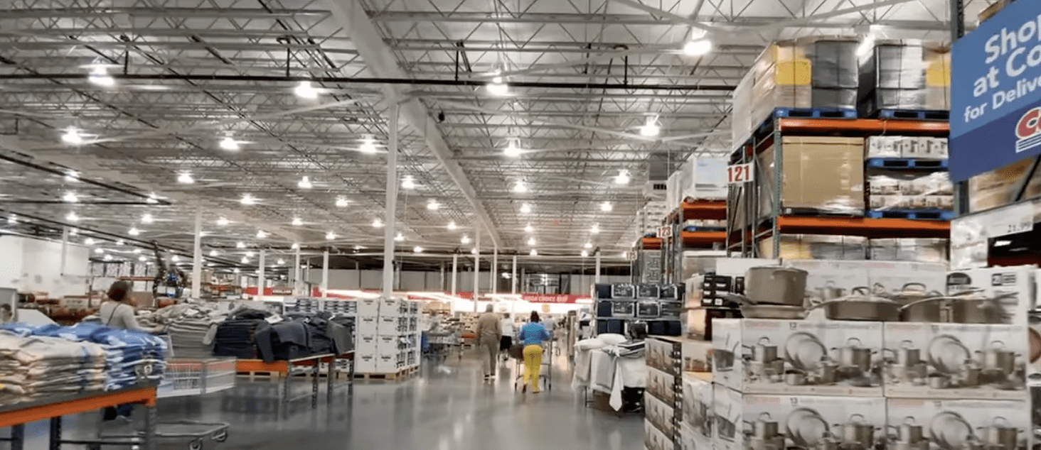 Costco beats earning expectations