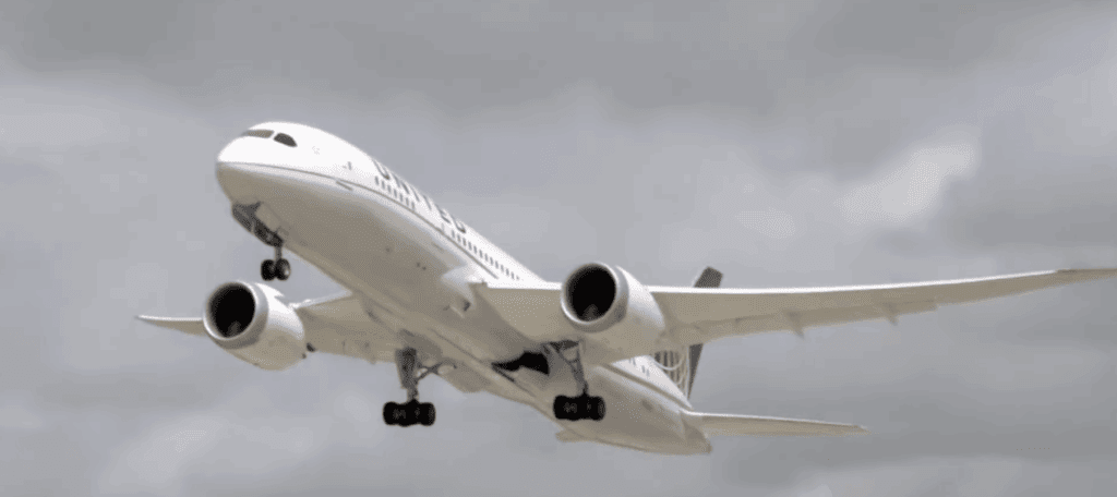 Airlines Offer Free Internet