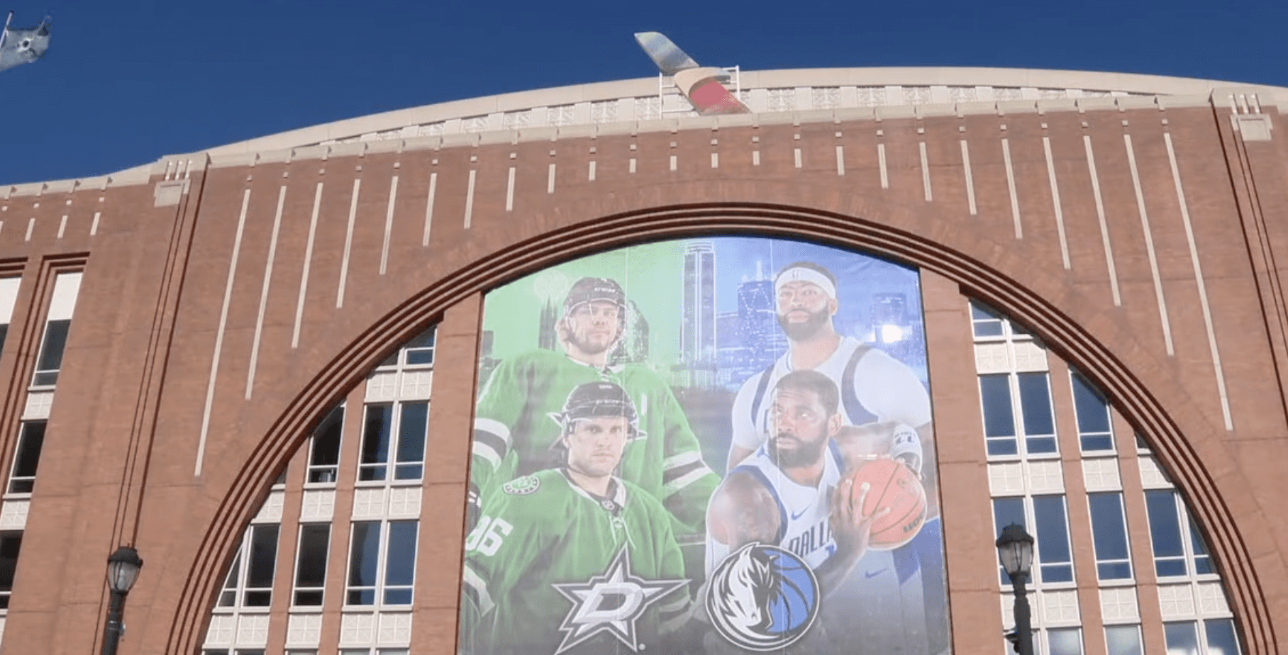 Dallas Mavericks sue Dallas Stars