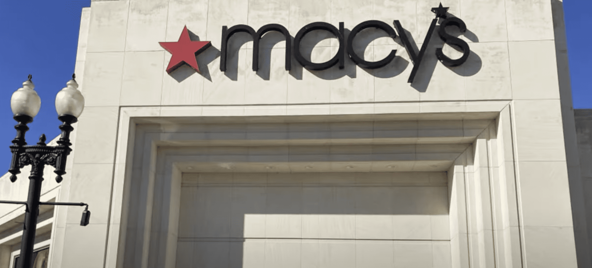 major retailers plan to hire holiday help