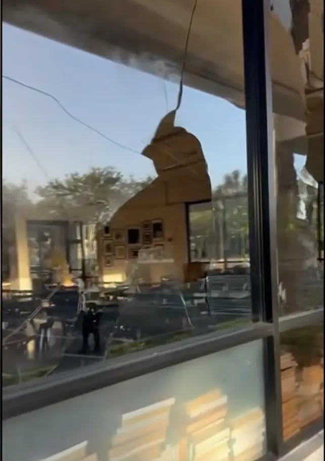 Vandals Smash Windows at Newly Opened South Florida Restaurant