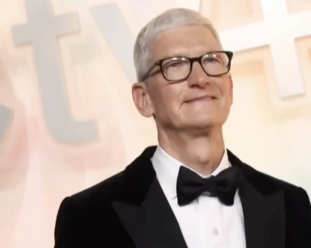 Apple announces Tim Cook to step aside as CEO