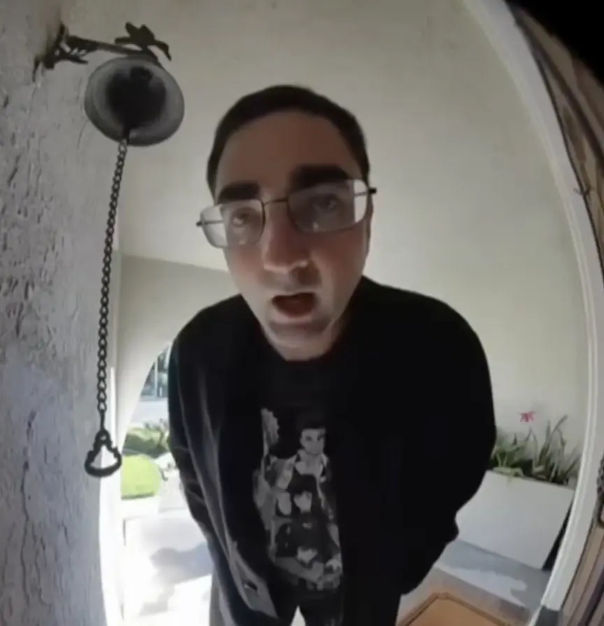 Frightening doorbell video of intruder