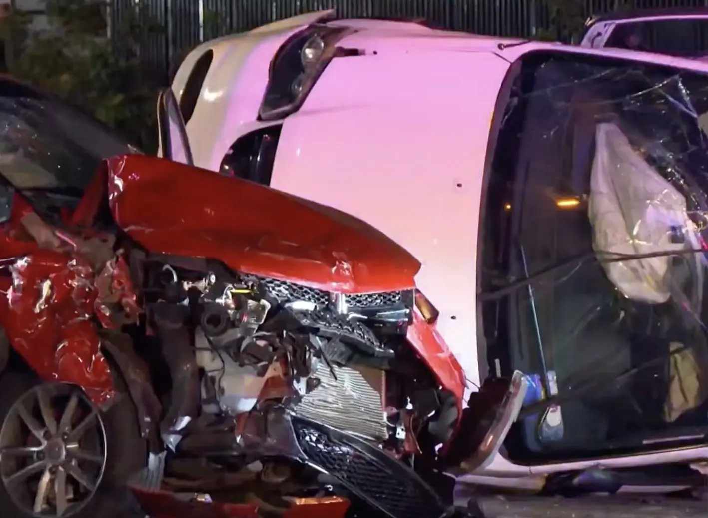 9 people, including children, hurt in rollover crash in Fort Lauderdale