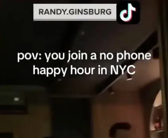 Restaurants Move to Ban Phones