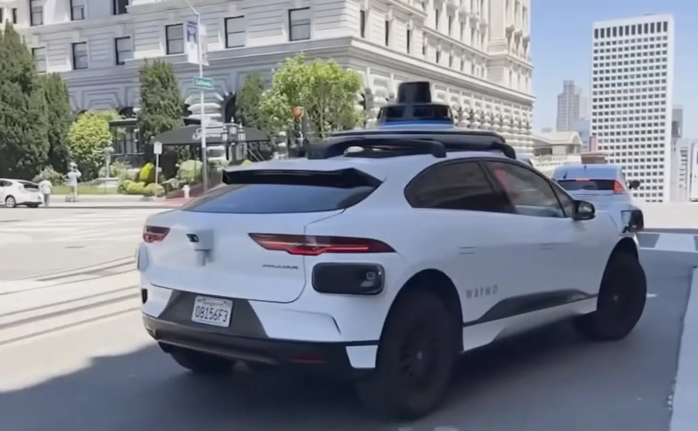 Waymo drove off with his luggage at the airport