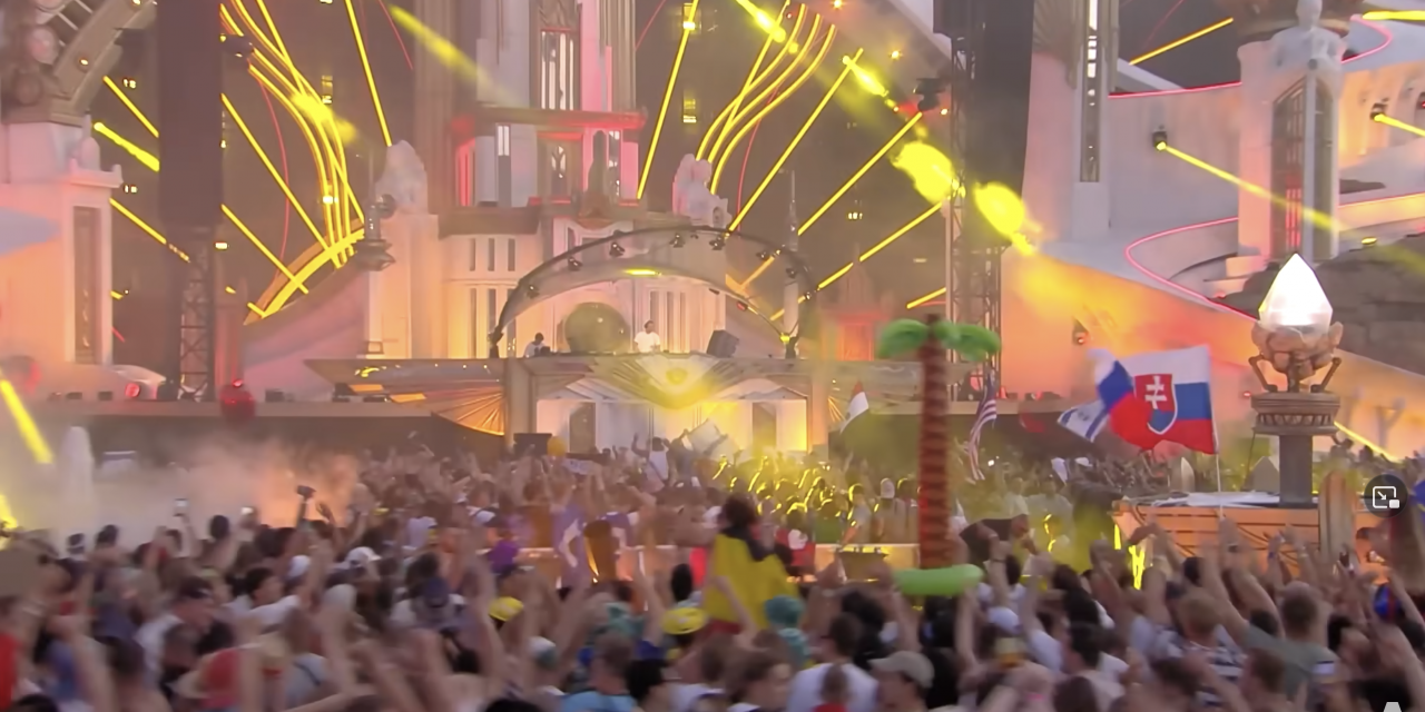 Armin van Buuren Live at Tomorrowland 2022 – Full Set