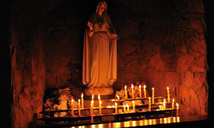 Virgin Mary Statue Goes up in Flames During Easter in Spain