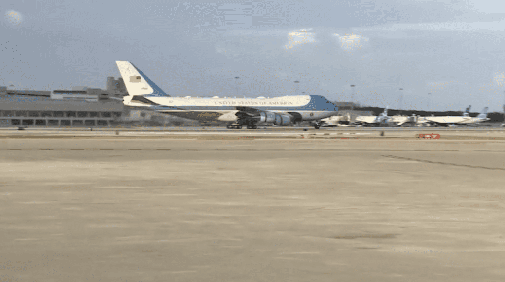 Air force One in West Palm Beach