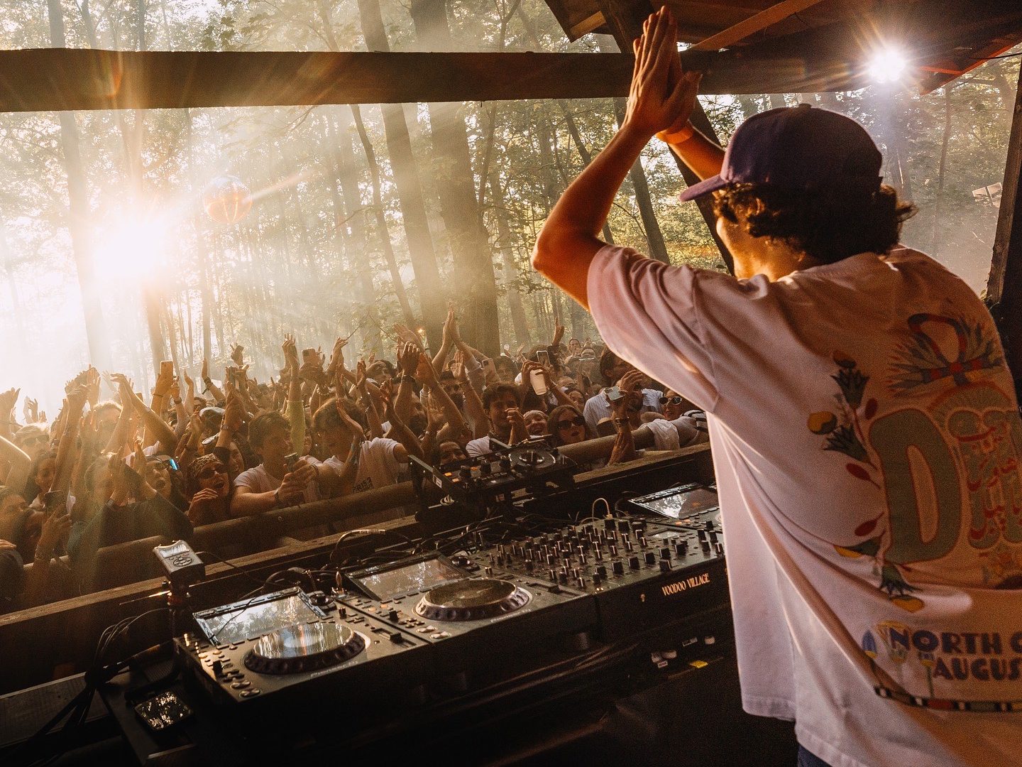 SFL Media Ahmed Spins & Ankhoï Release “Mood” with Caroline Byrne