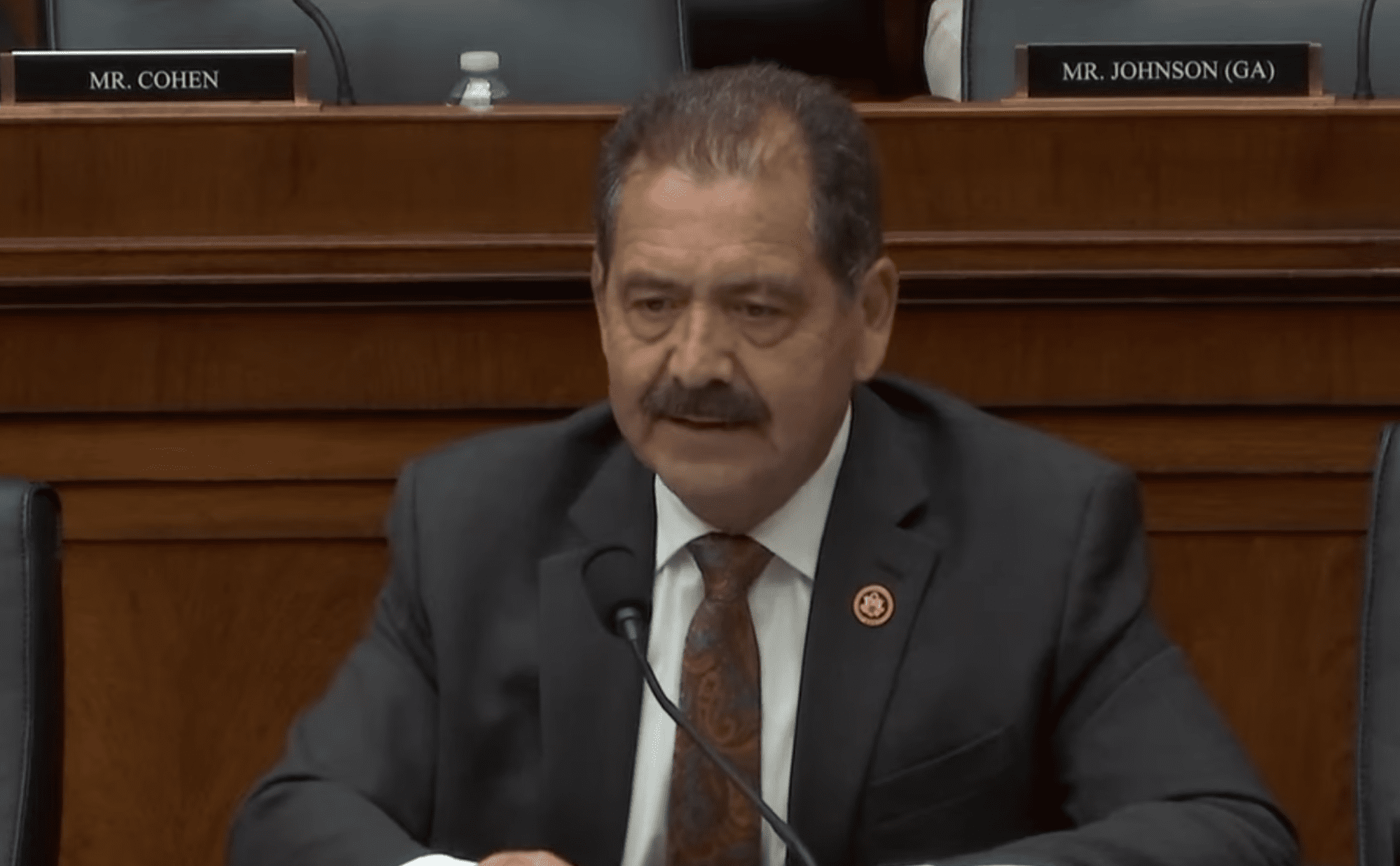 Rep. Chuy Garcia (D-IL)