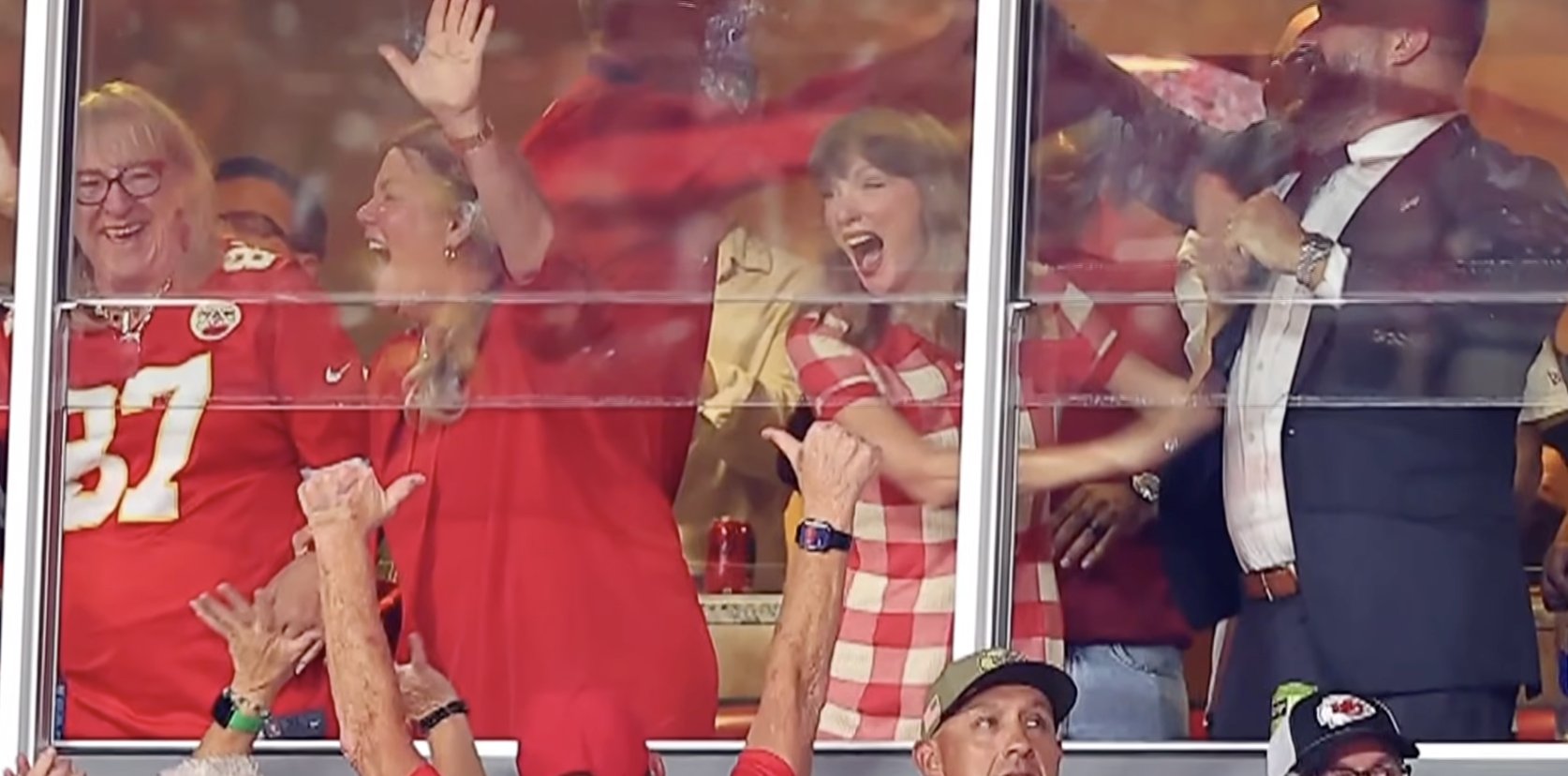 Taylor Swift Chiefs game